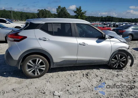2018 Nissan Kicks S z USA, uszkodzony, nr VIN 3N1CP5CU5JL518357
